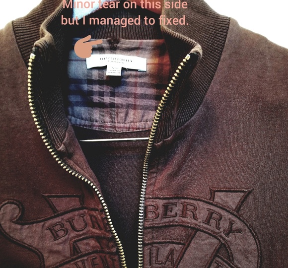 Burberry Sweatshirt Tops - Picture 7 of 7